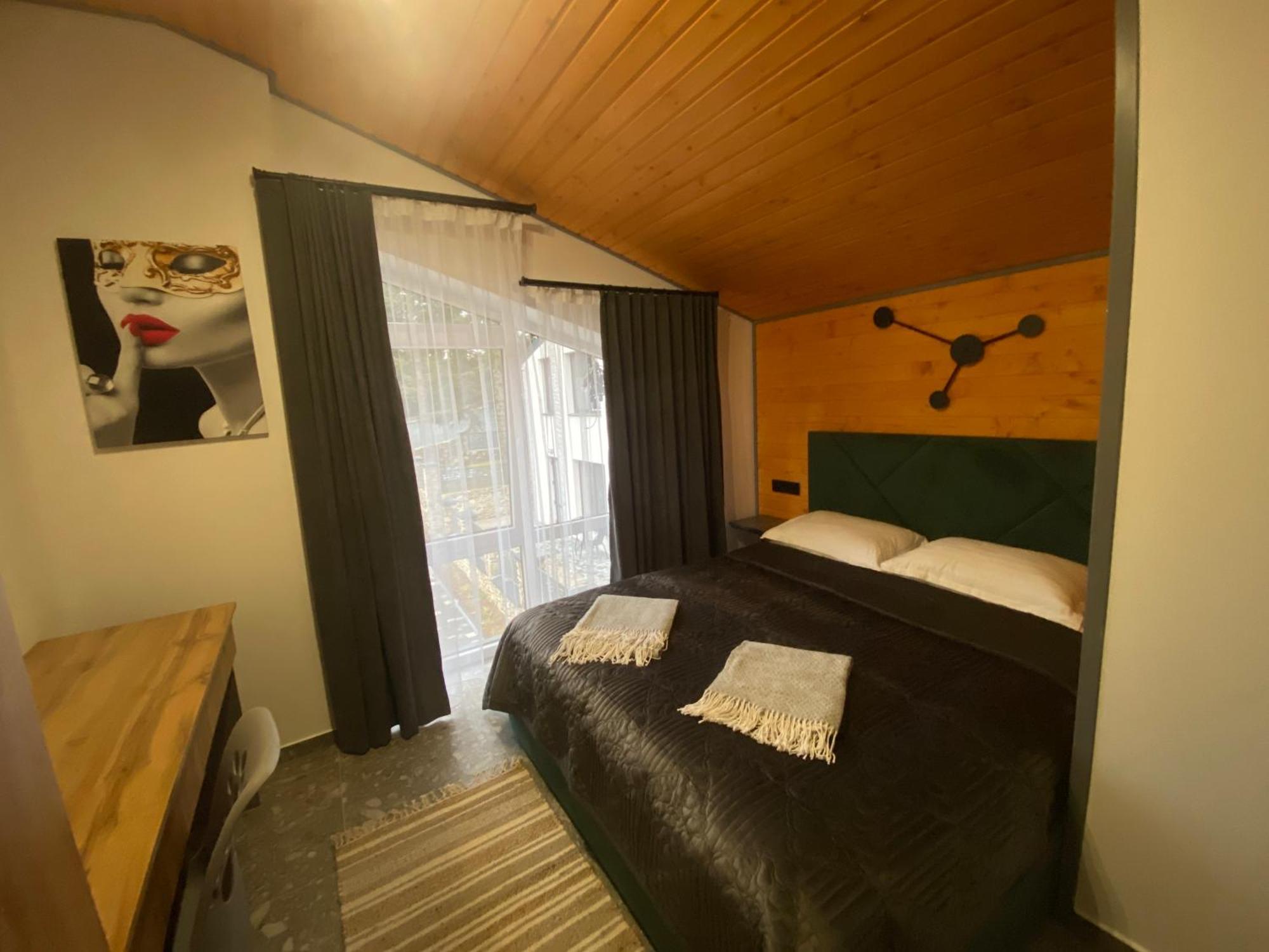 Aparthotel Феєрія Лісу Skhidnytsia Exterior foto