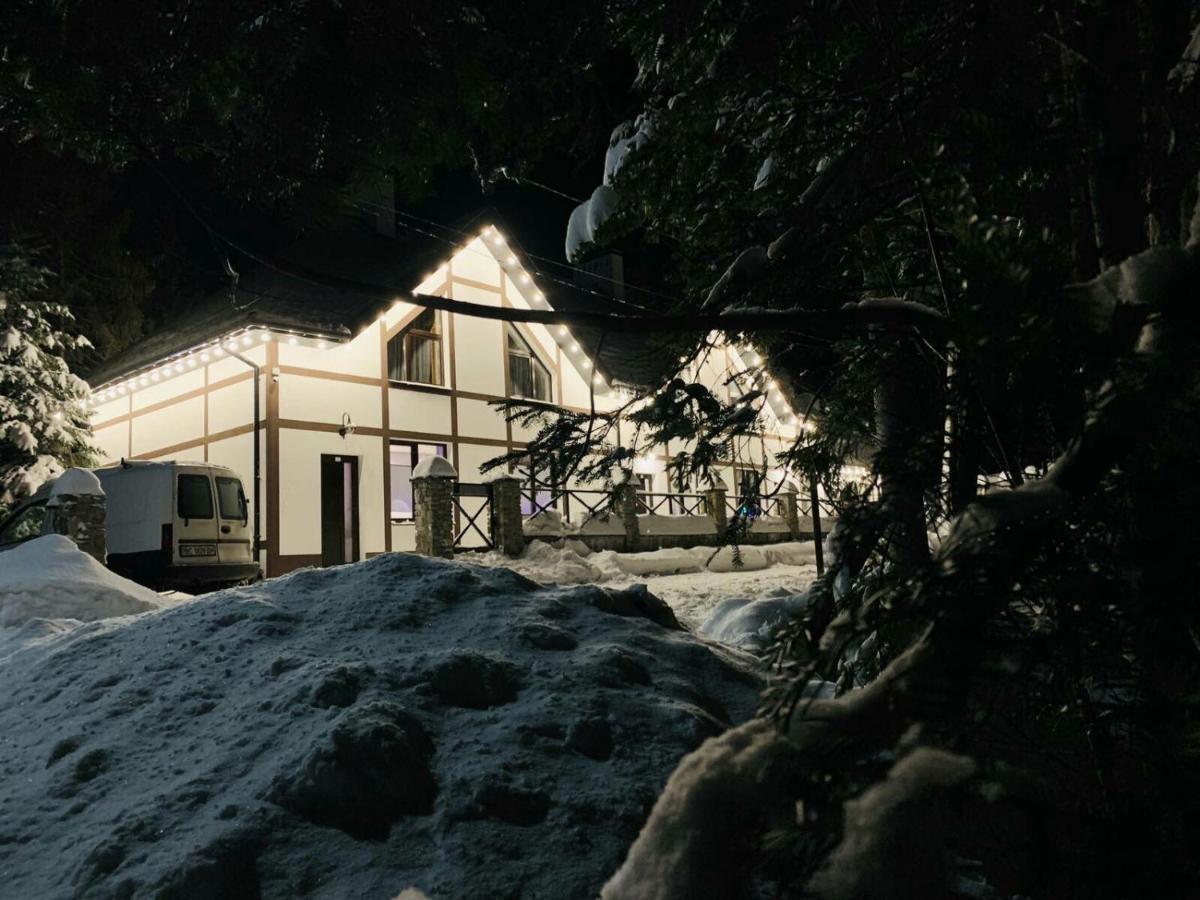 Aparthotel Феєрія Лісу Skhidnytsia Exterior foto